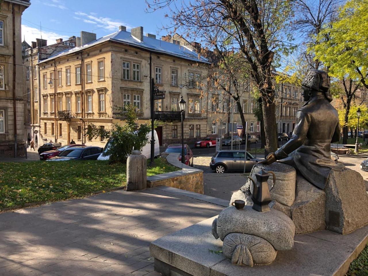 Apartments Galicia Lviv Exteriör bild